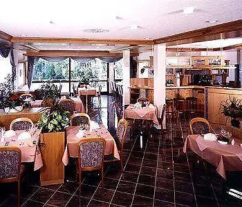 Hotel Rieth 3*