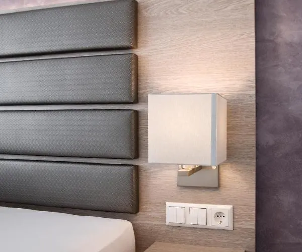 Rieth Отель Бёблинген